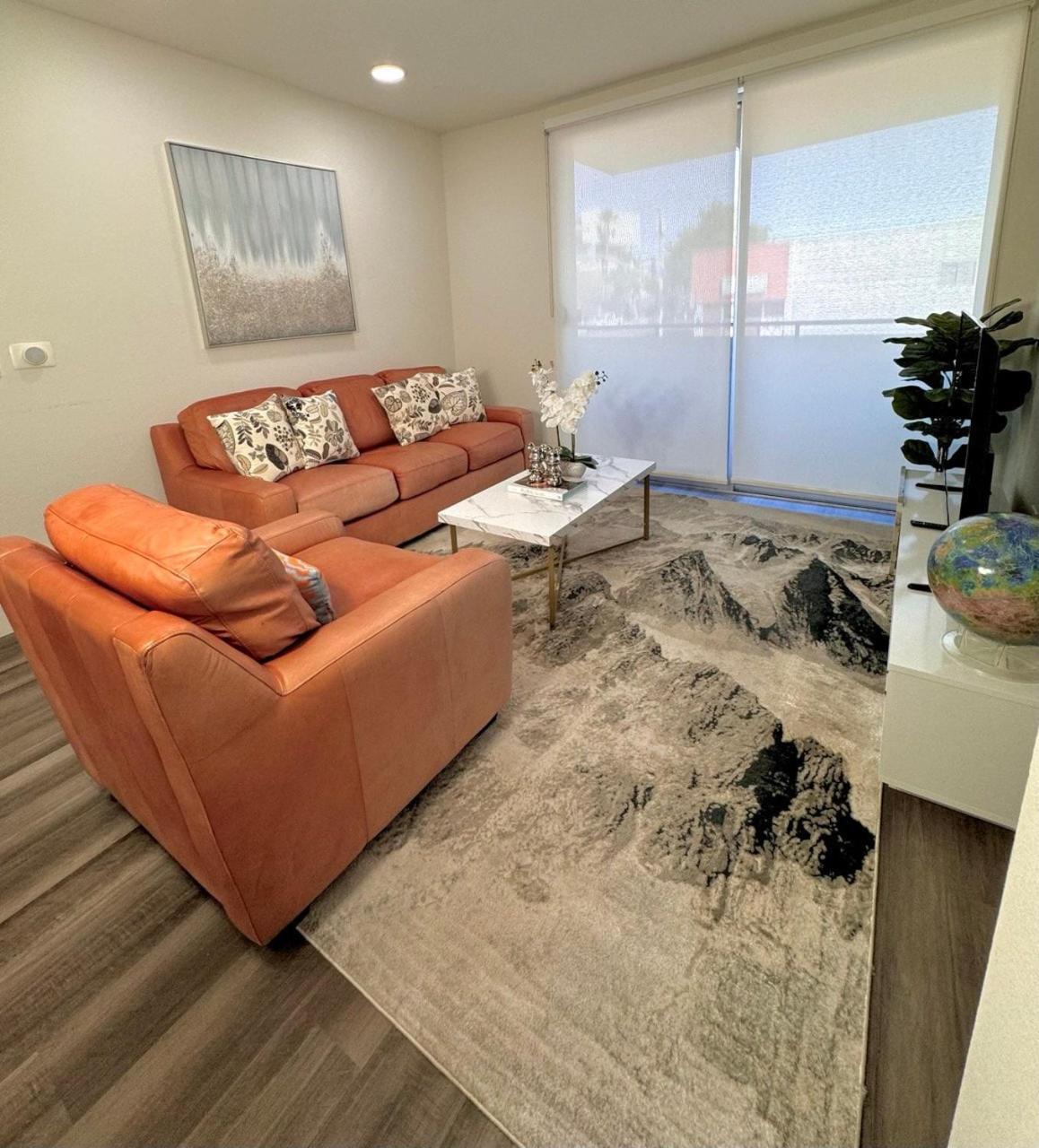 Beautiful 2bd 2bth In Santa Monica